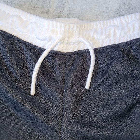 Nike Jordan Jumpman Toddler Size 4T 3-4 Yo Wild Tribe Blk & Wht Athletic Shorts - Picture 7 of 10